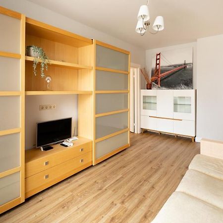 Cozy 2 Bedroom Apartment In Riga Centre ภายนอก รูปภาพ