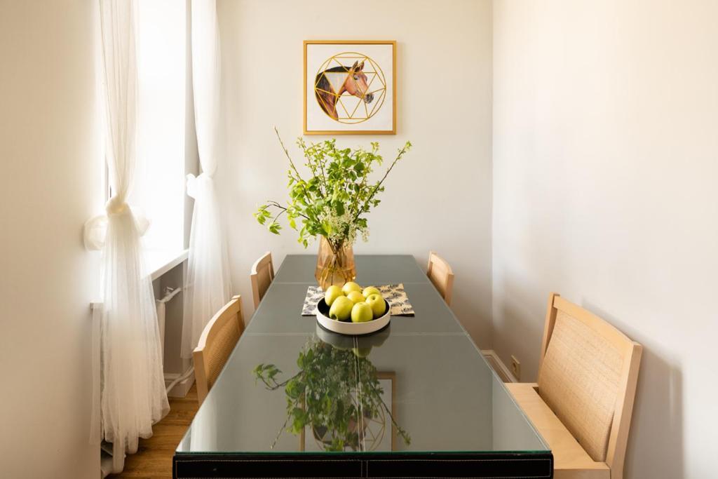 Cozy 2 Bedroom Apartment In Riga Centre ภายนอก รูปภาพ